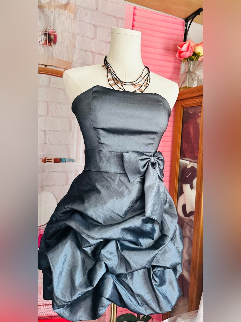 Vintage Y2K Masquerade Strapless Bubble Hem Prom Dress - Picture 3 of 11
